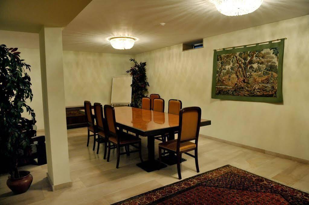 Hotel Kasteel Solhof Άαρτσελααρ Εξωτερικό φωτογραφία